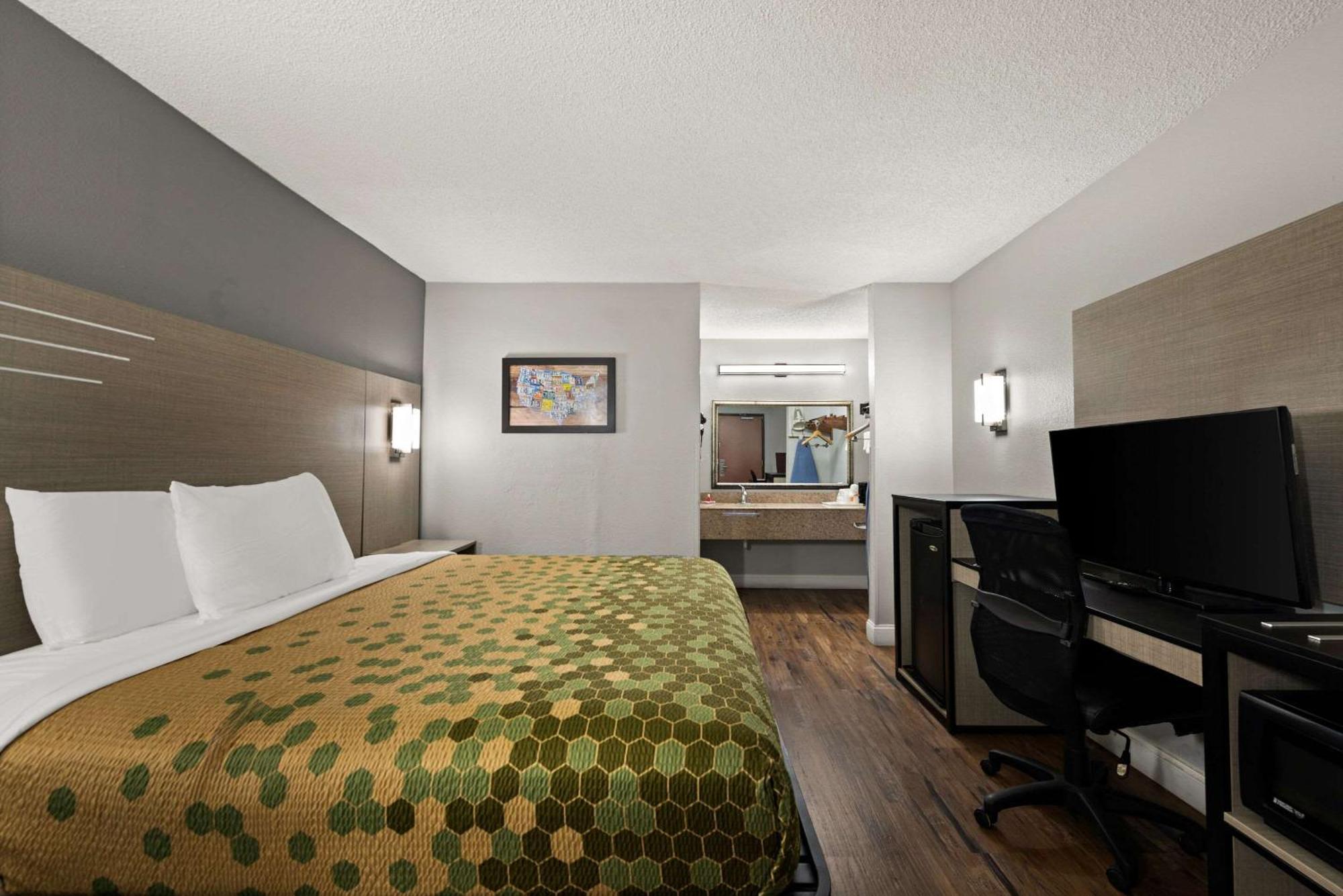 Econo Lodge Richmond Buitenkant foto
