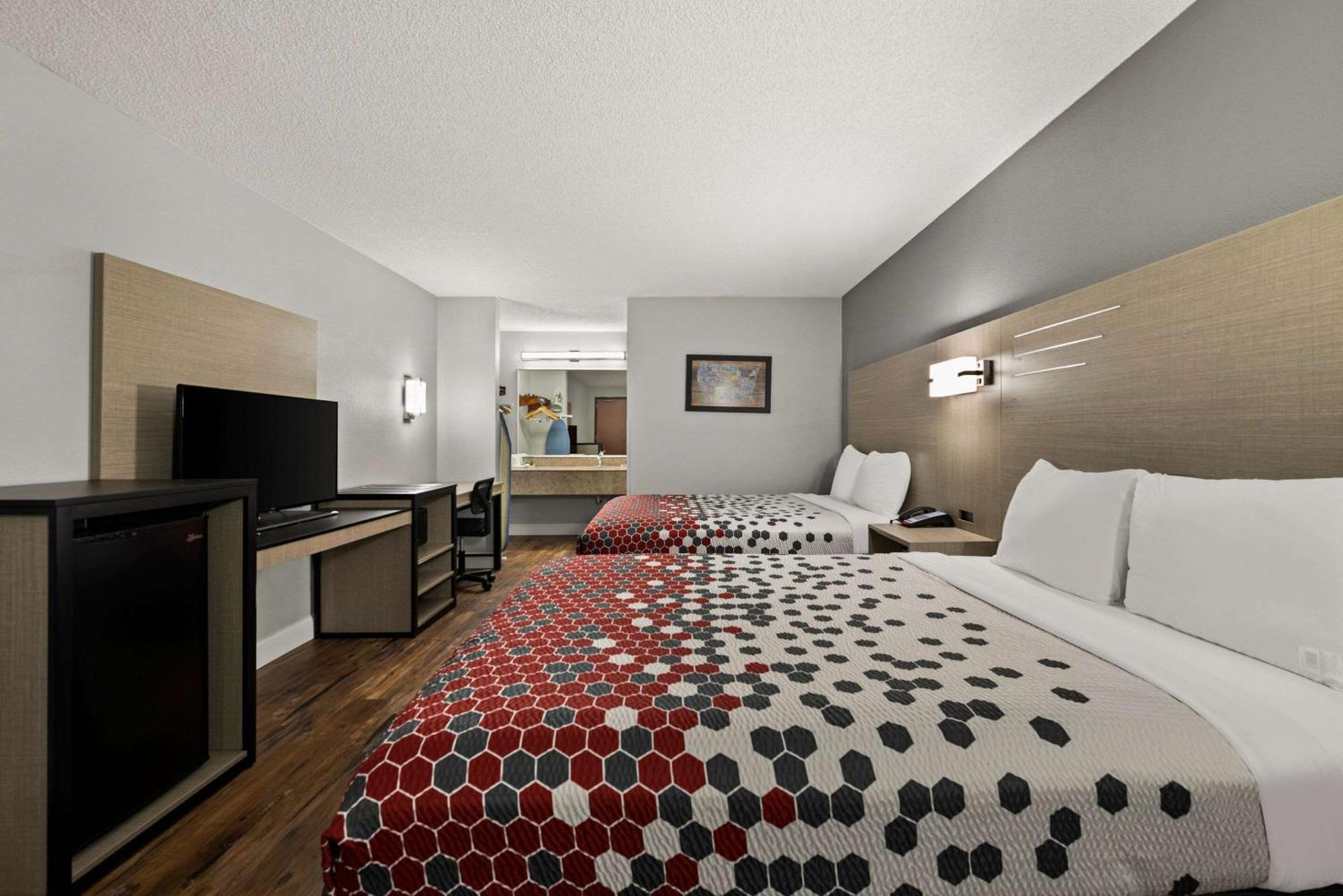 Econo Lodge Richmond Buitenkant foto