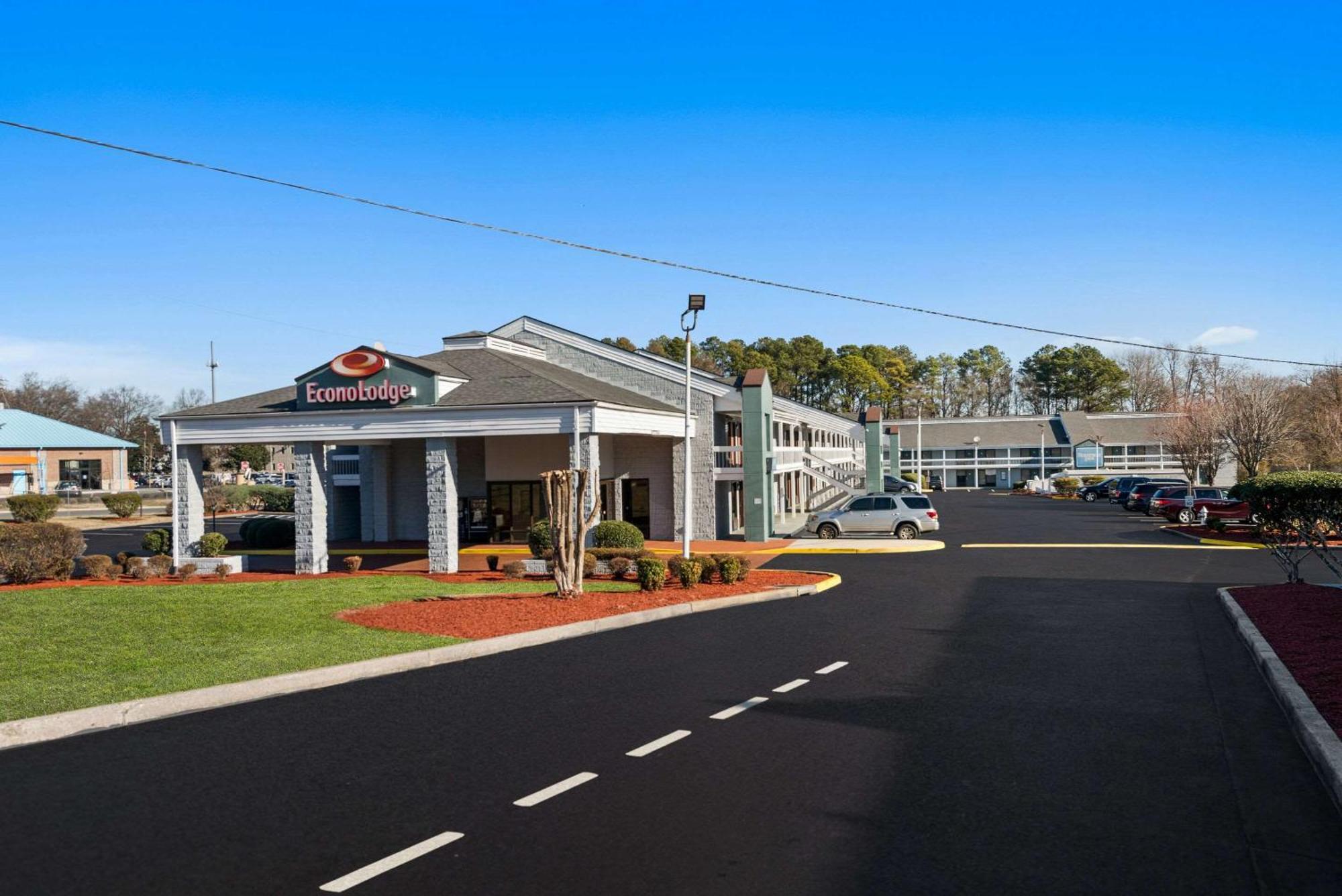 Econo Lodge Richmond Buitenkant foto